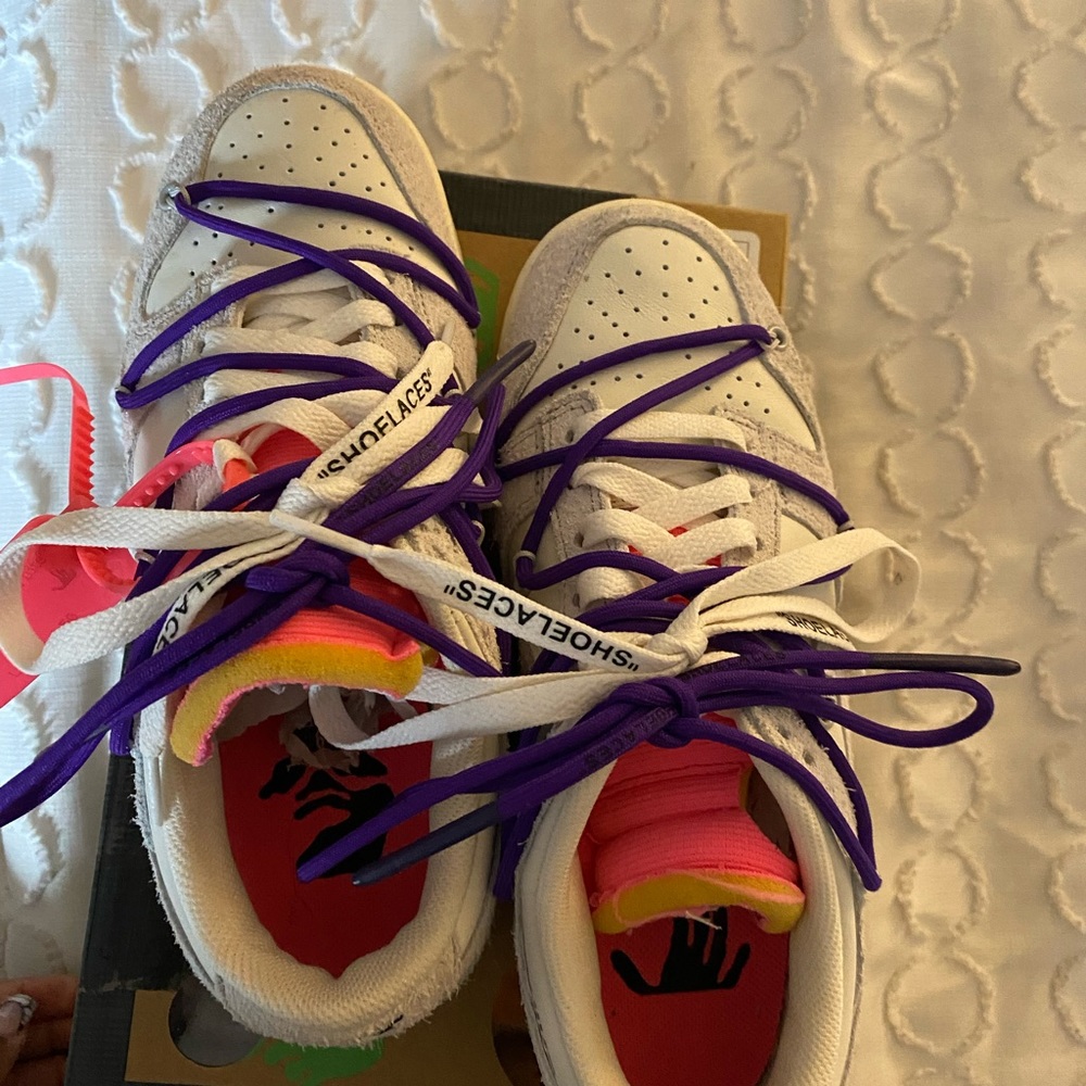 Off White Nike Dunks - image 4